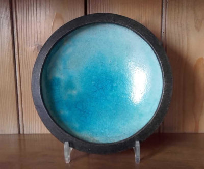 Turquoise bowl with burnished rim