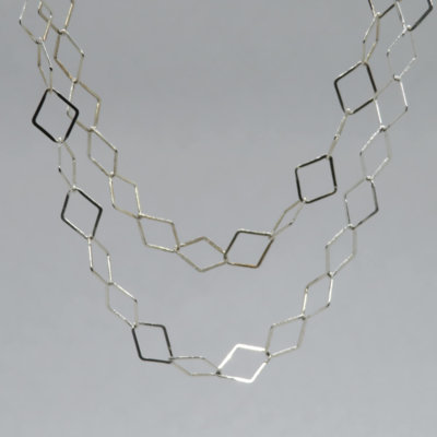 Square link silver chain